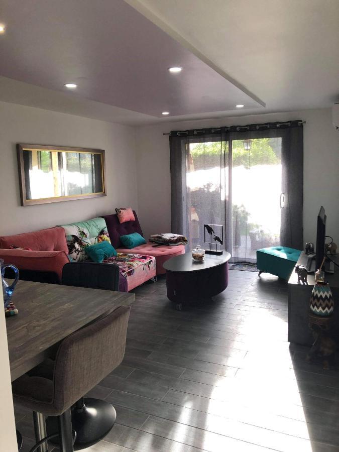 Agay Le Pti Bonheur 60M2 Rez De Jardin, En Bord De Mer Saint-Raphaël Kültér fotó