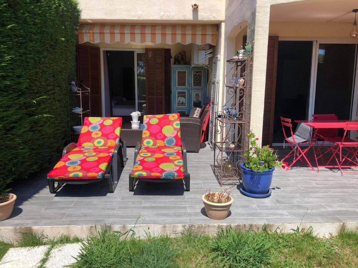 Agay Le Pti Bonheur 60M2 Rez De Jardin, En Bord De Mer Saint-Raphaël Kültér fotó